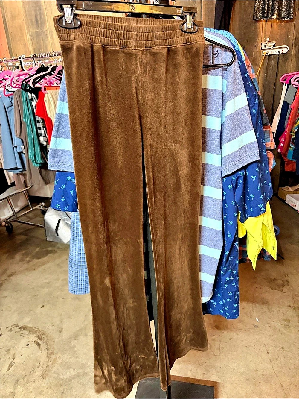 Hollister Ultra High-Rise Velour Flare Pants Brown XS